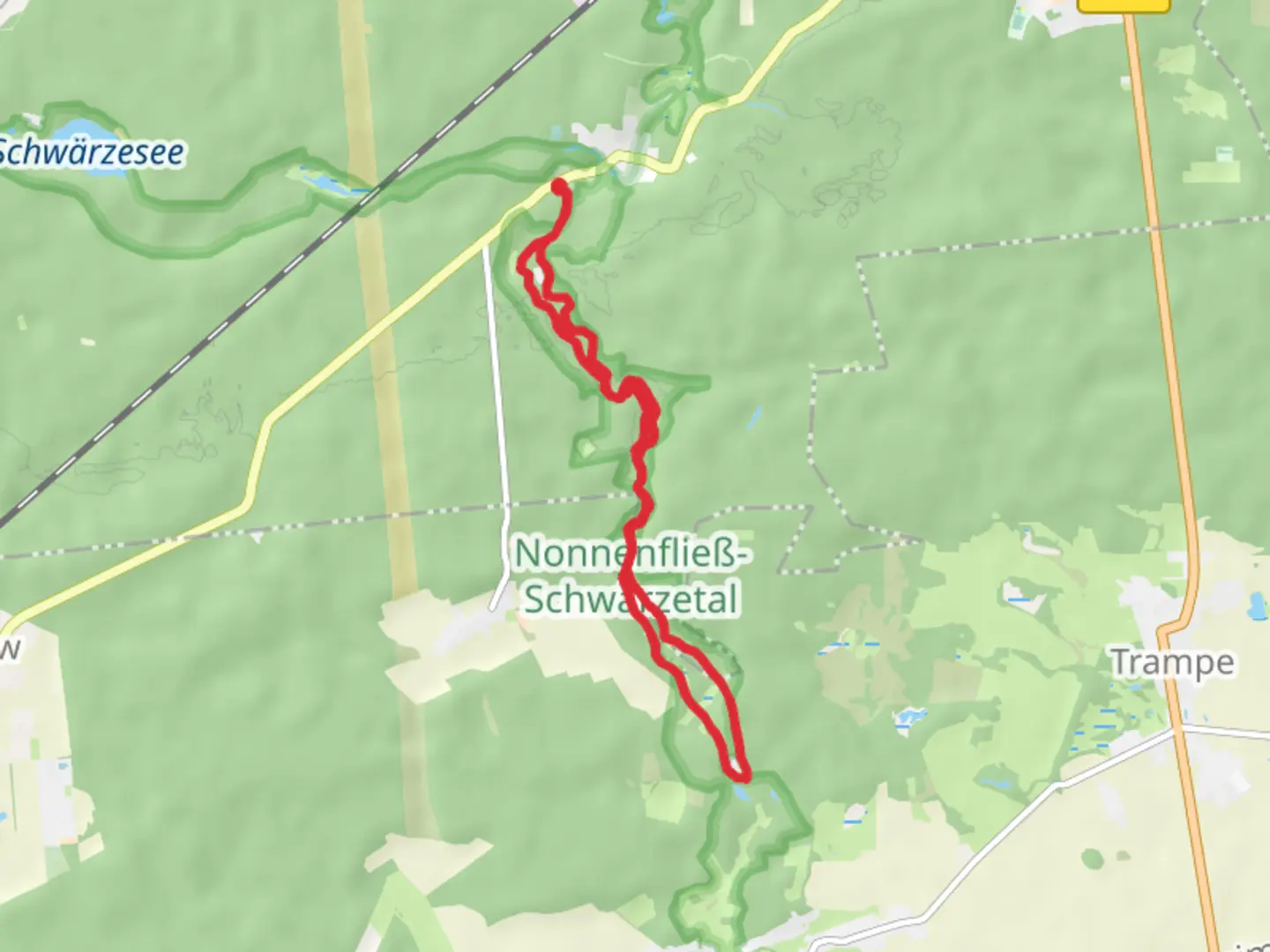 An image depicting the trail Nonnenfliess via Jakobsweg and Rund um die Schorfheide and its surrounding area.