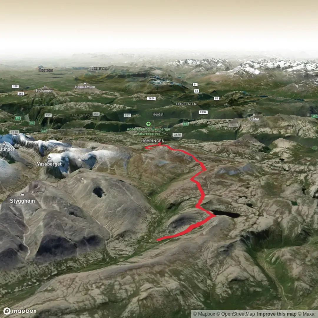 An image depicting the trail Haverdalseter cabin to Høvringen Landhandleri and its surrounding area.