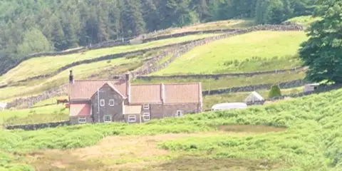 An image depicting the trail Danby - Castleton - Castleton Rigg - Danby Botton and Danby Rigg and its surrounding area.