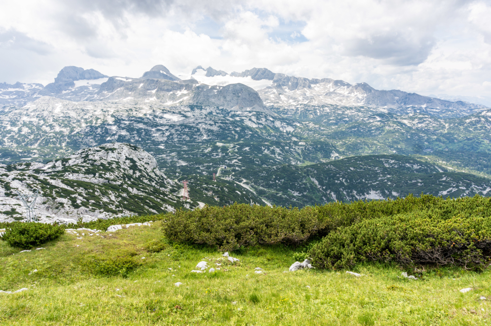 An image depicting the trail Hike to Viewing Platform 5fingers and its surrounding area.