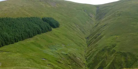 An image depicting the trail Capel Fell via Sailfoot Law and Broken Back Hill and its surrounding area.