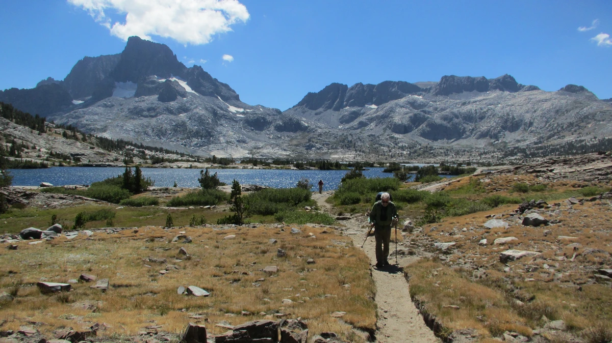 Garnet Lake, Thousand Island Lake Loop via John Muir Trail