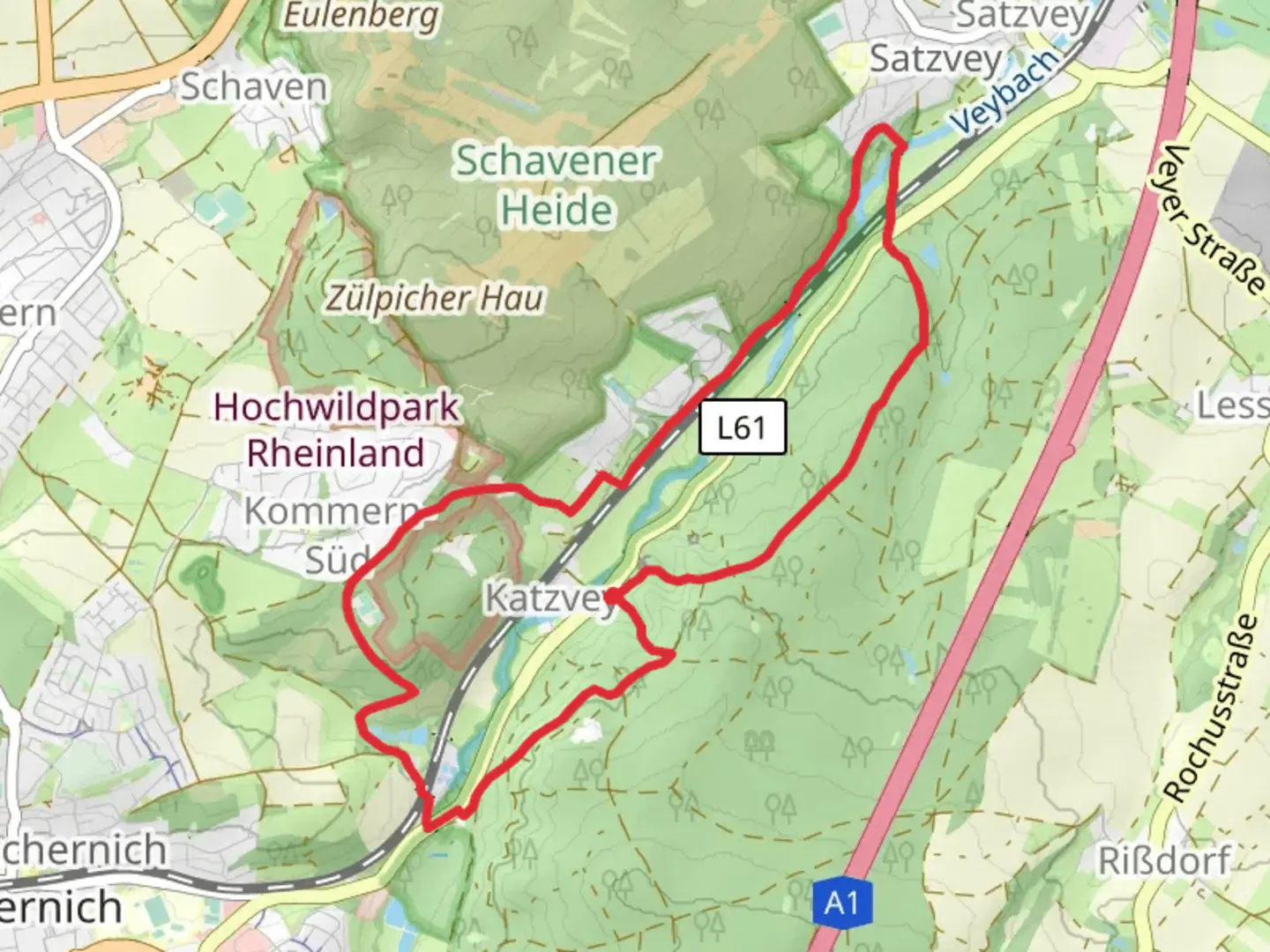 An image depicting the trail Hochwildpark Rheinland and EifelSchleife Burg Satzvey and its surrounding area.