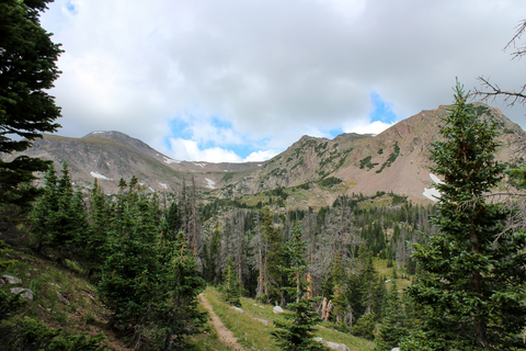 An image depicting the trail Rawah Trail and its surrounding area.