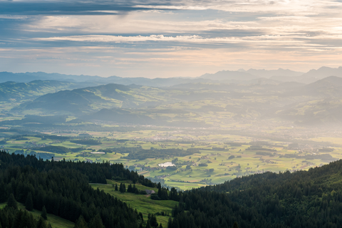 An image depicting the trail Gürbe-Wildwasserweg and its surrounding area.