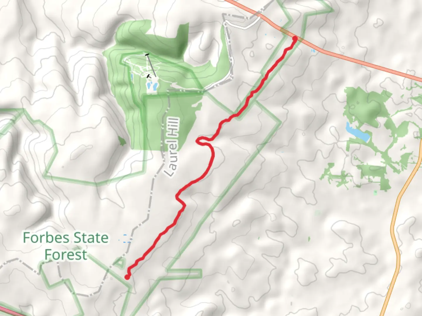 An image depicting the trail Laurel Summit and its surrounding area.