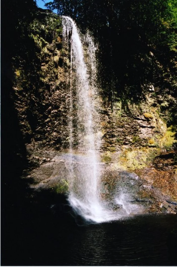 An image depicting the trail Mill Gill and Whitfield Force Waterfalls and its surrounding area.