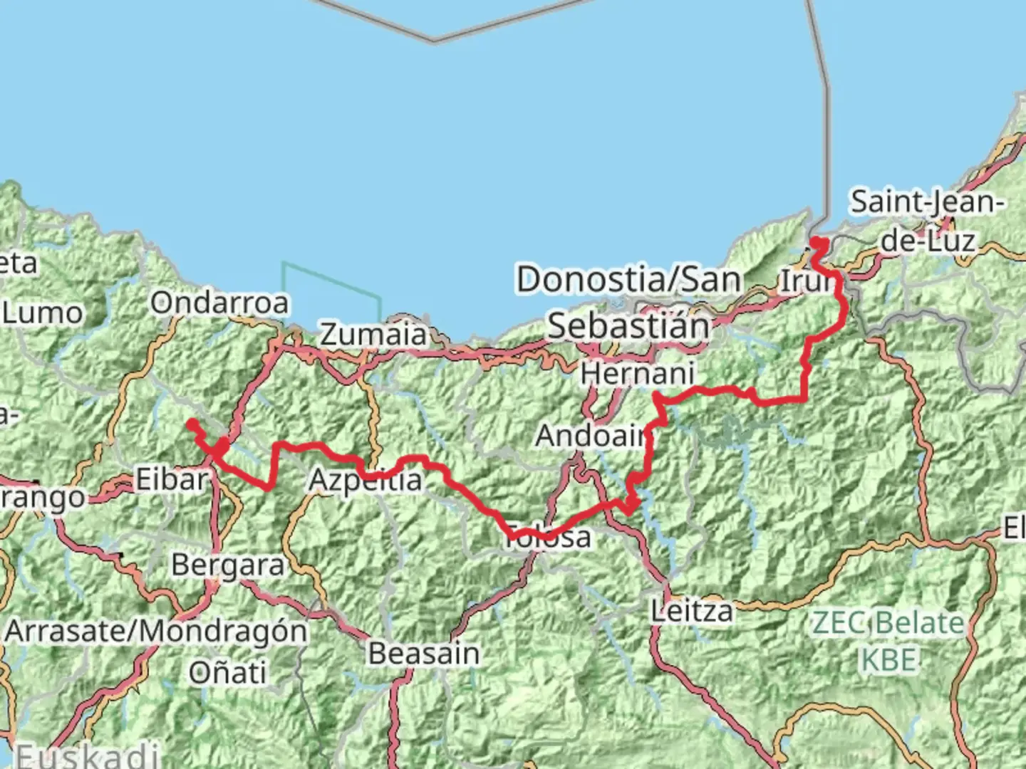 An image depicting the trail GR 285 Mendibai and its surrounding area.