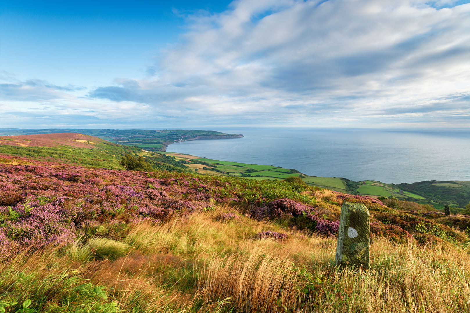 An image depicting the trail Robin Hood's Bay and Hawkser from Fylingthorpe and its surrounding area.