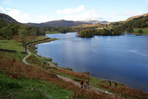 An image depicting the trail Coffin Route-Ambleside to Grasmere Walk and its surrounding area.