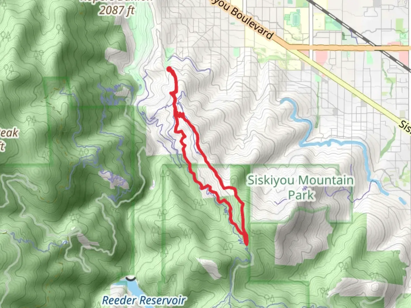 An image depicting the trail Red Queen, Caterpillar and Bandersnatch Loop Trail and its surrounding area.