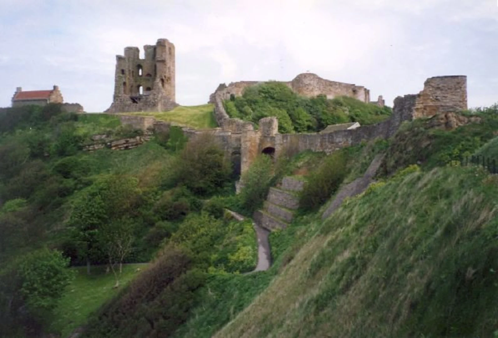 An image depicting the trail Scarborough Castle Loop and its surrounding area.
