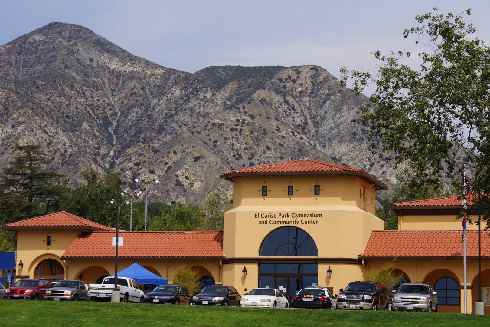 An image depicting the trail El Cariso Nature Trail and its surrounding area.