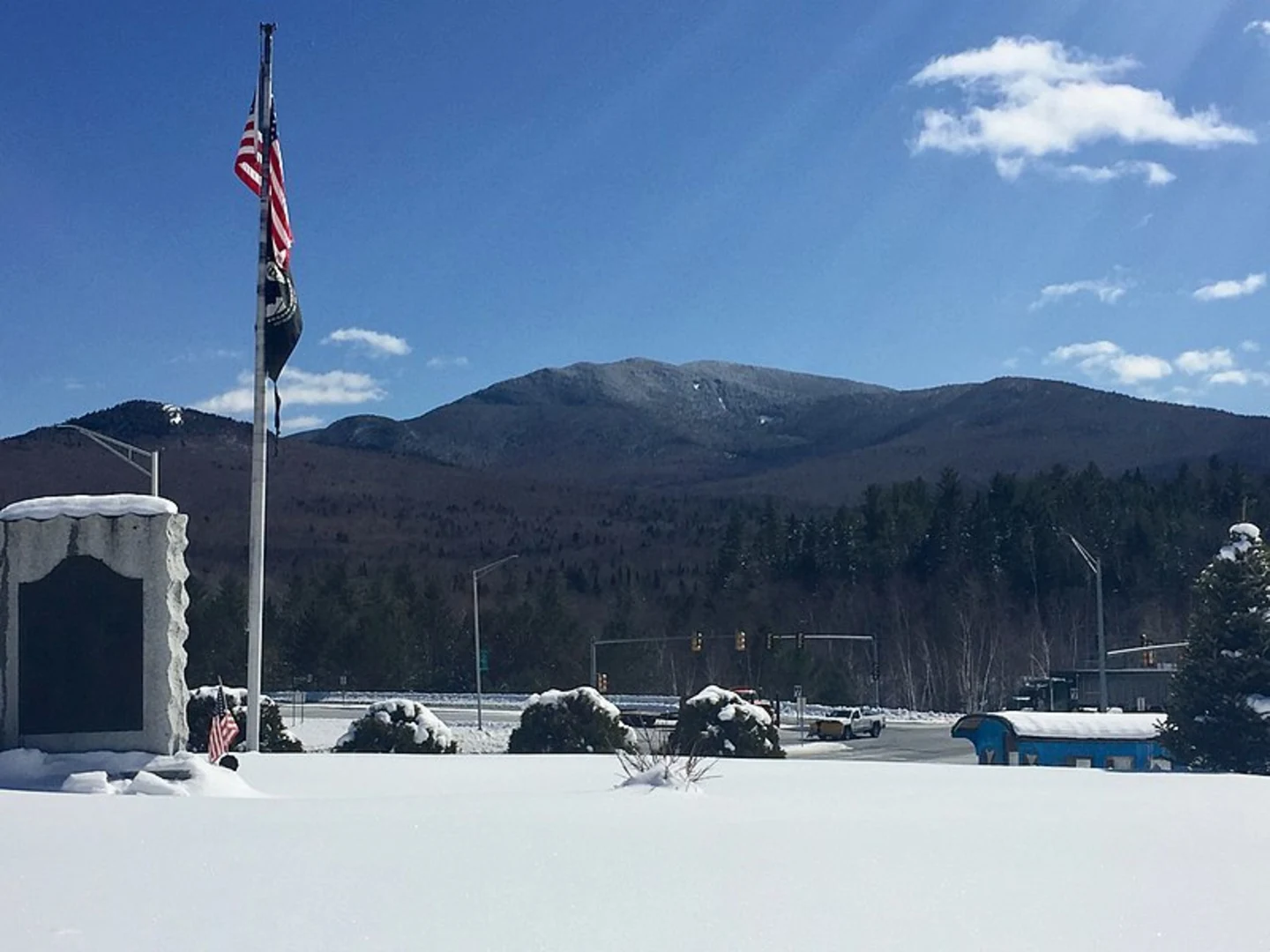 An image depicting the trail North Twin Mountain Trail and its surrounding area.