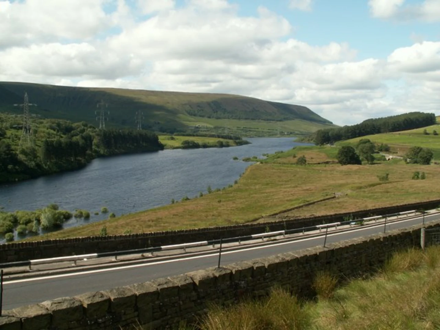 An image depicting the trail Bleaklow Head via Pennine Way and Doctor's Gate and its surrounding area.