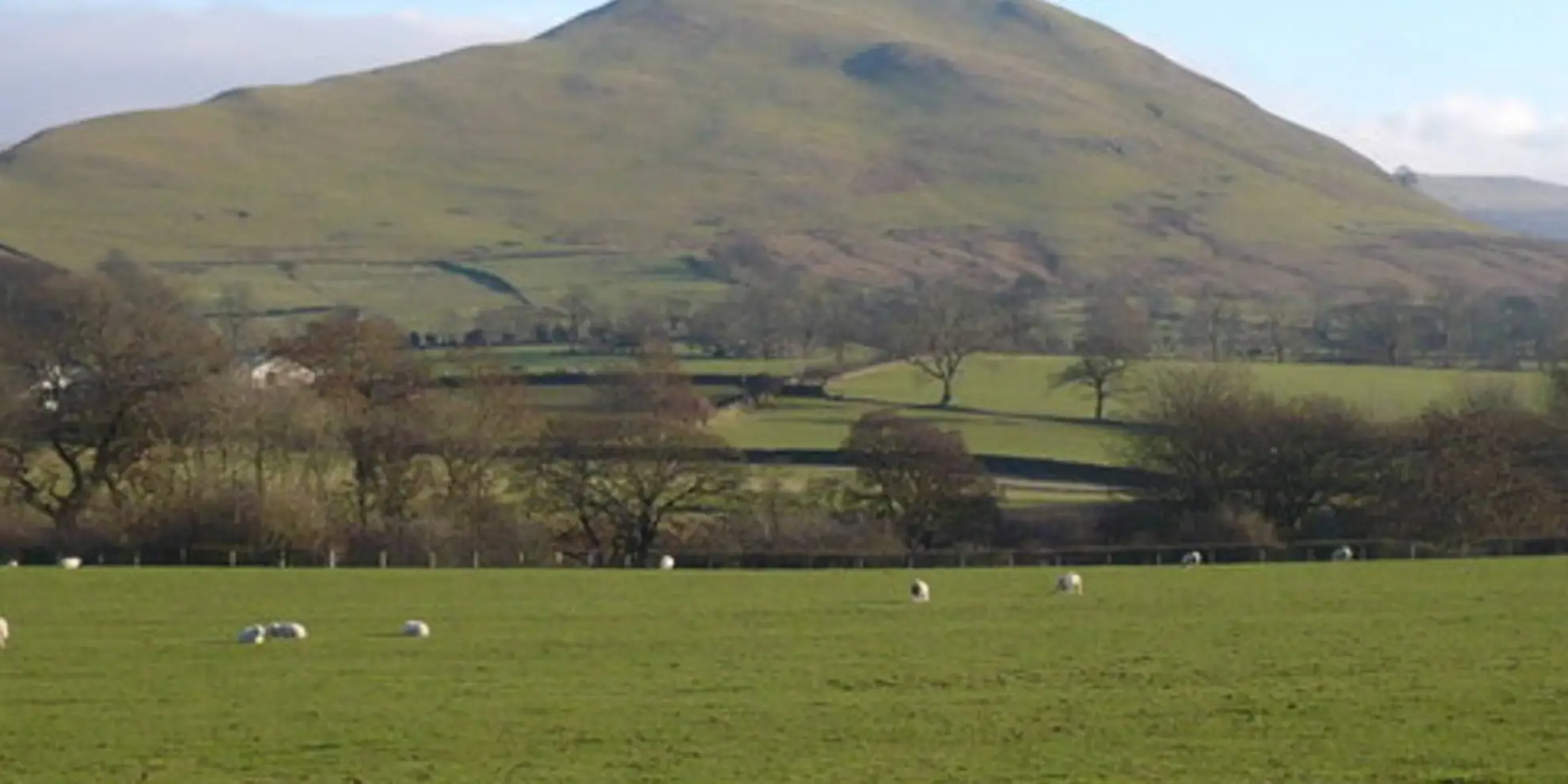 An image depicting the trail Dufton Pike and Dufton from Knock and its surrounding area.