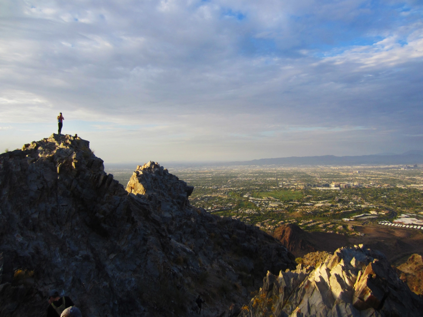 An image depicting the trail Trail 200 from East Piestewa Peak Drive and its surrounding area.