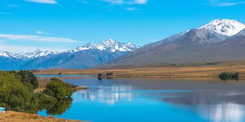 An image depicting the trail Lake Clearwater Circuit and its surrounding area.