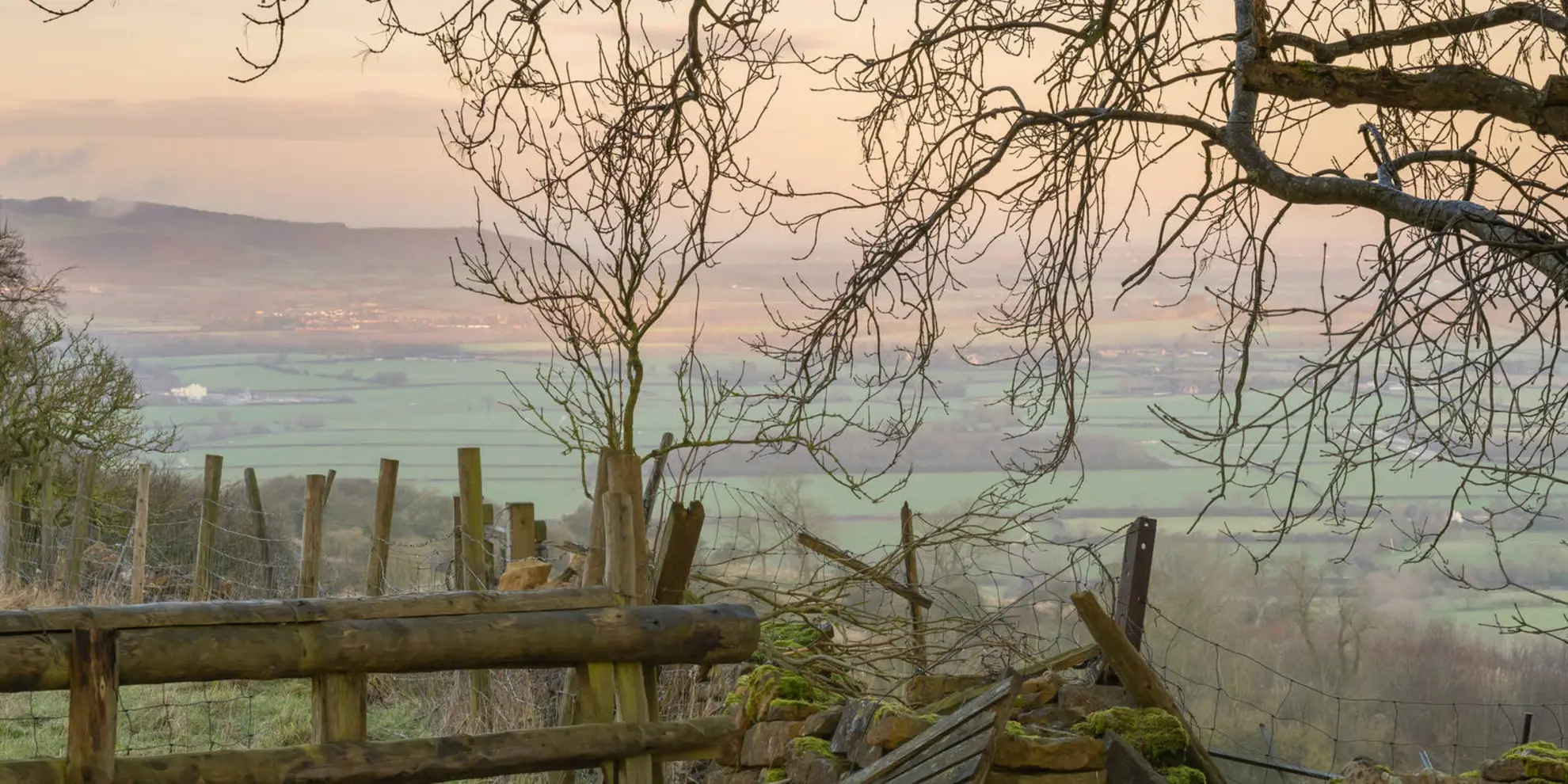 An image depicting the trail Stanton and Laverton from Broadway and its surrounding area.