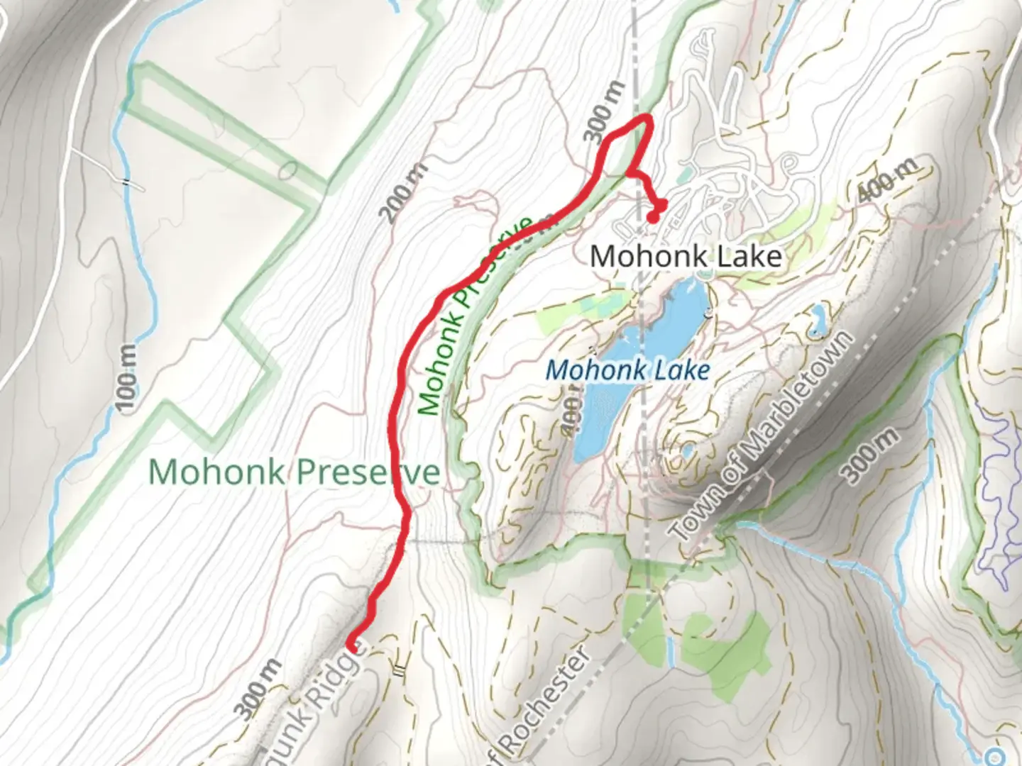 An image depicting the trail Mohonk Lake and Eagle Cliff and its surrounding area.