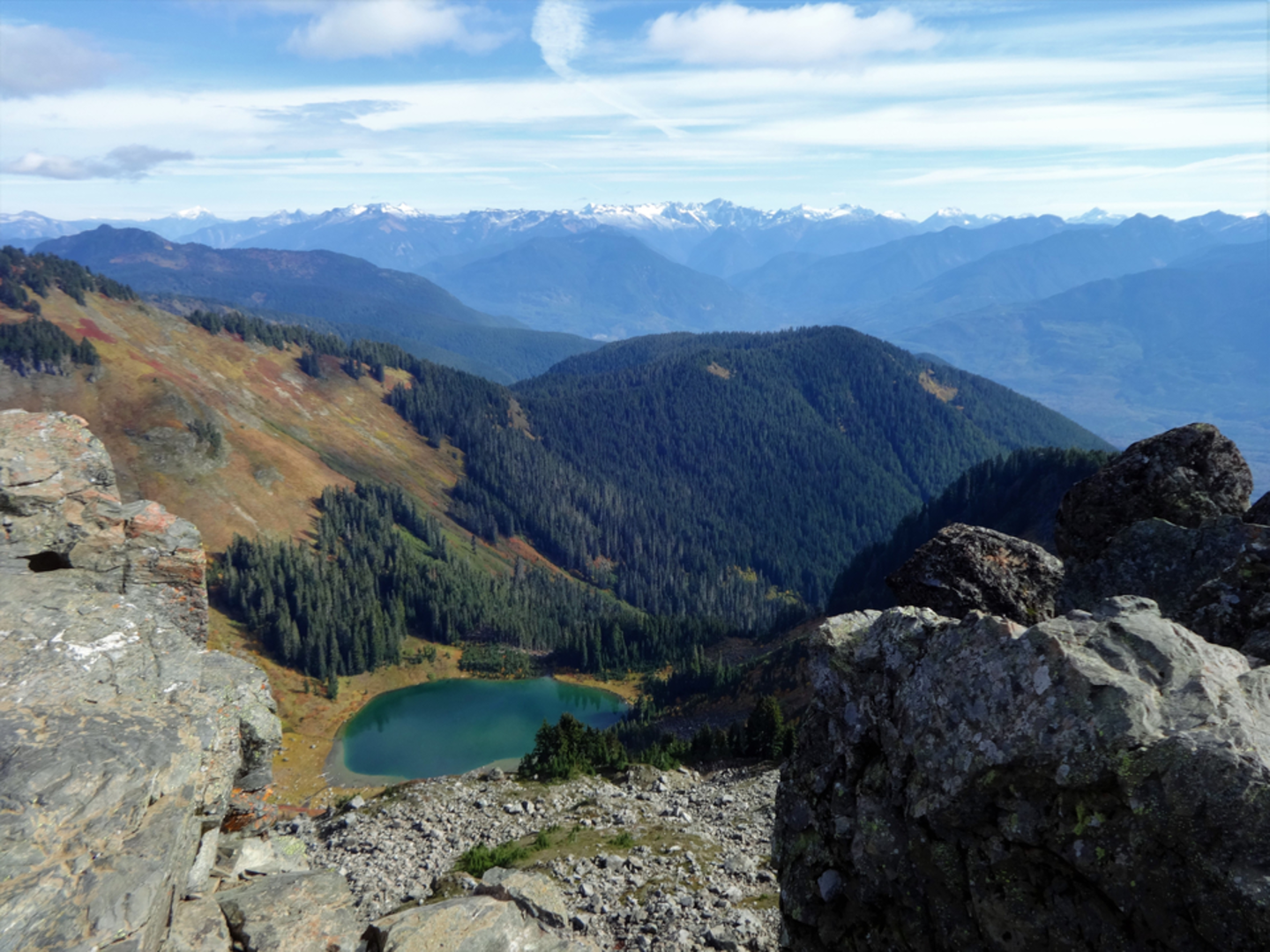 An image depicting the trail Sauk Lake Trail and its surrounding area.