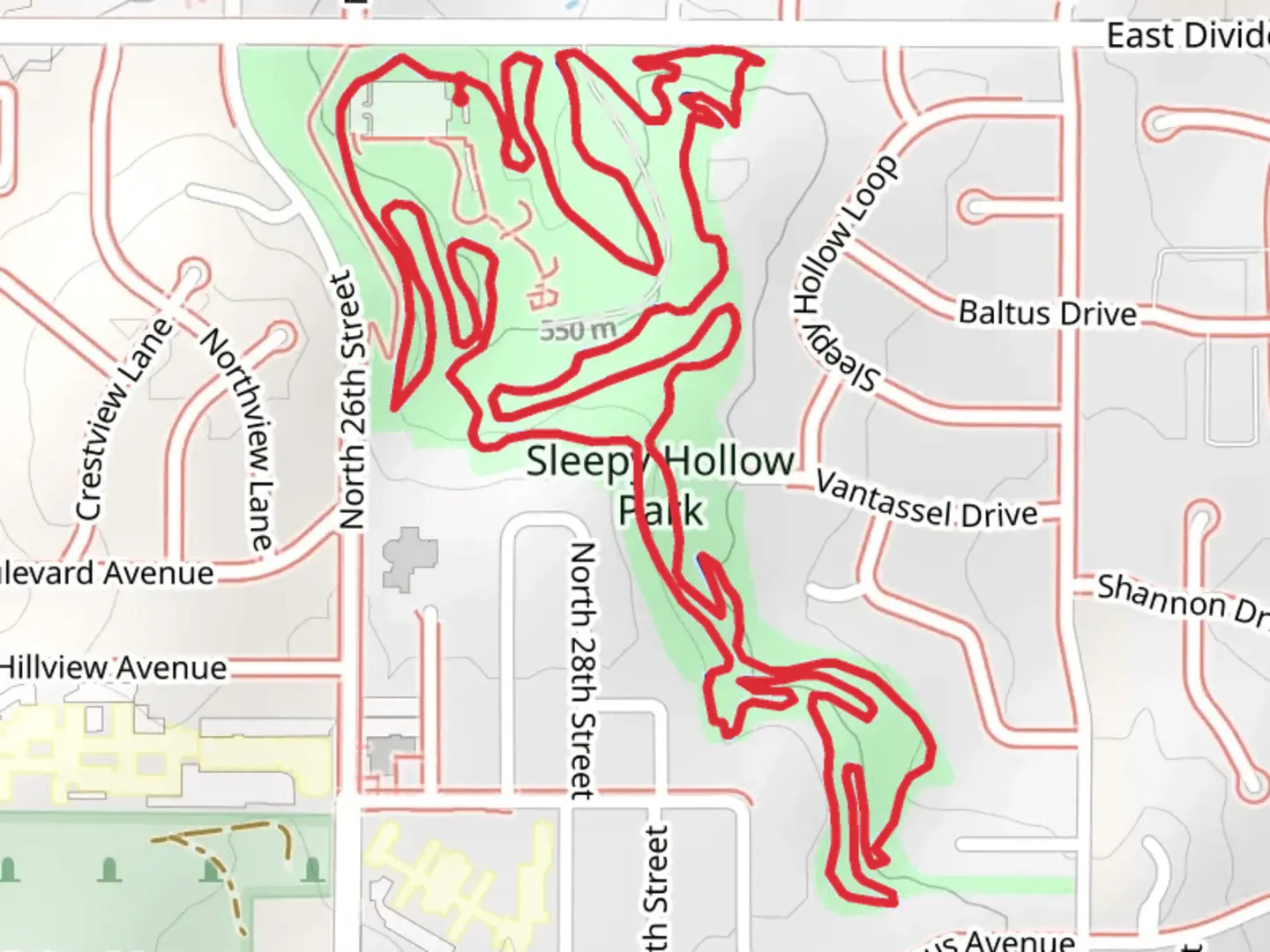 An image depicting the trail Sleepy Hollow Park Loop and its surrounding area.