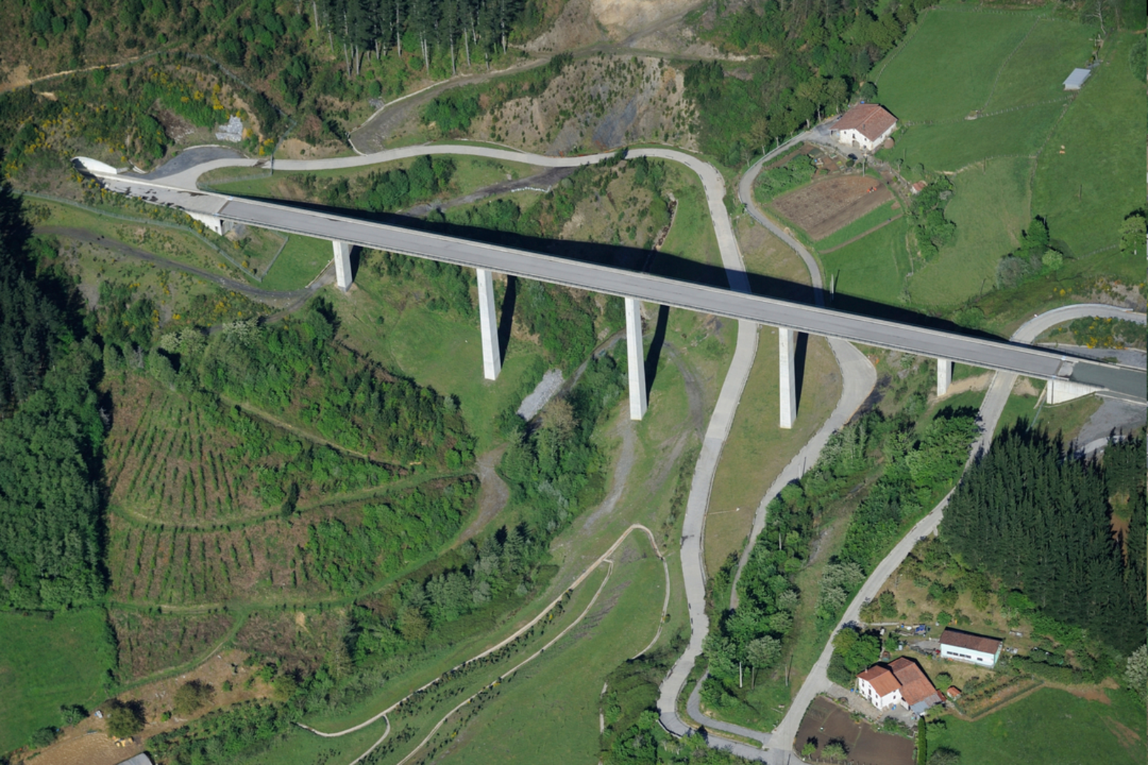 An image depicting the trail Bergara Green Belt SL GI 38 and its surrounding area.