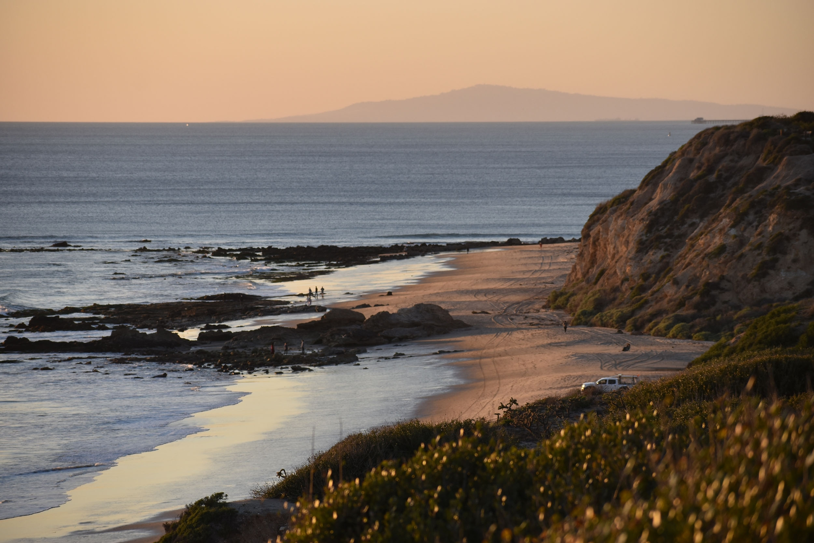 An image depicting the trail Pacific Ridge and Moro Canyon Loop Trail and its surrounding area.