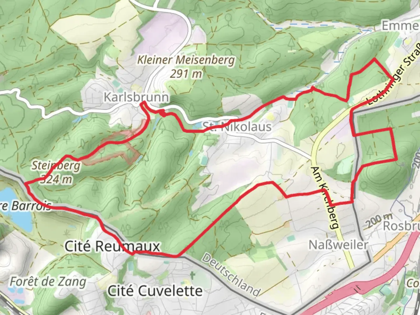 An image depicting the trail St Nikolaus Weiher via Warndt Wald Weg and Circuit de la Rosselle and its surrounding area.