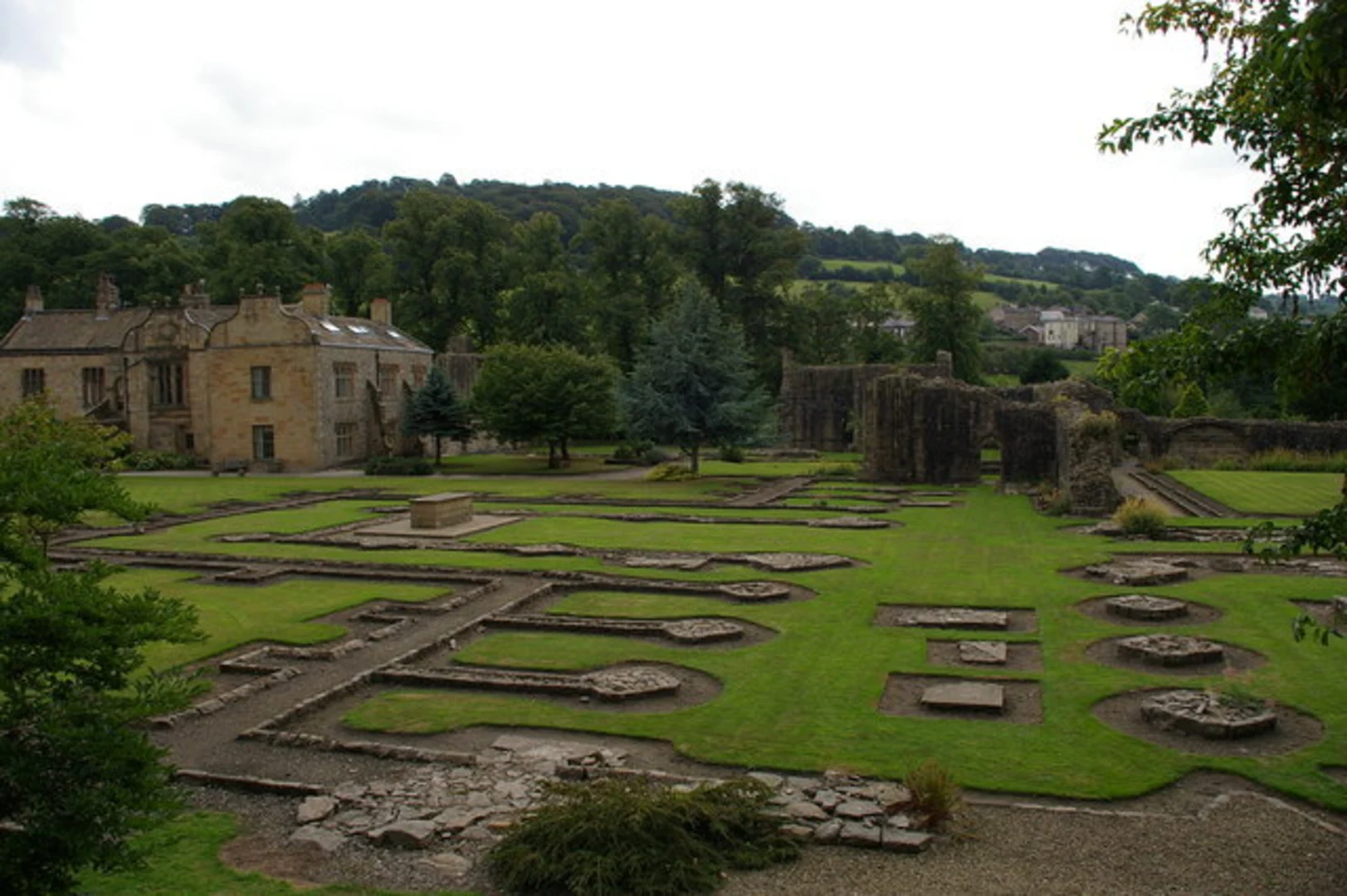 An image depicting the trail Whalley Abbey and the River Calder and its surrounding area.