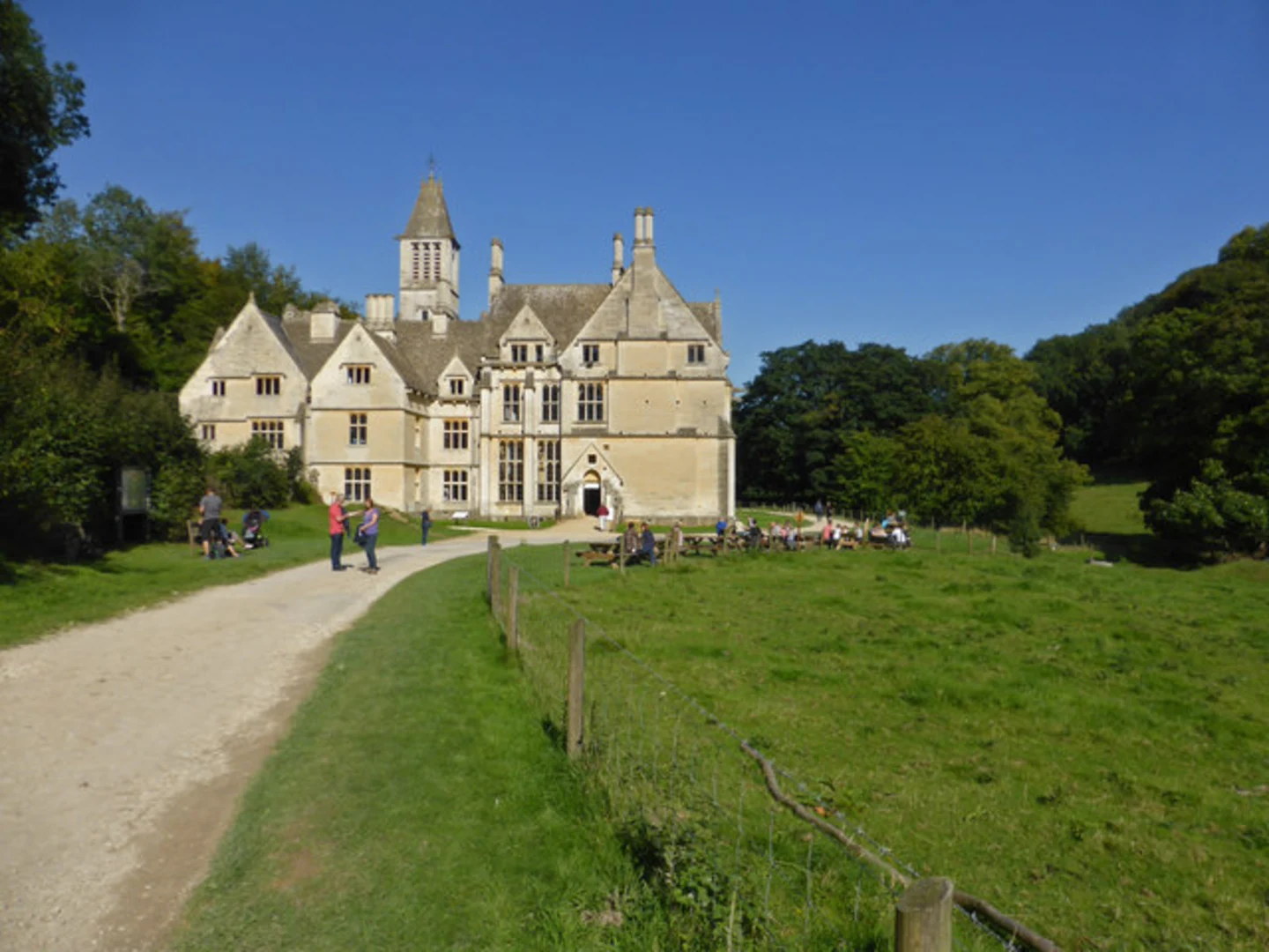 An image depicting the trail Woodchester Mansion and woodland walk and its surrounding area.