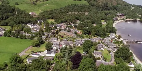 An image depicting the trail Luss Village - Riverside Path and its surrounding area.