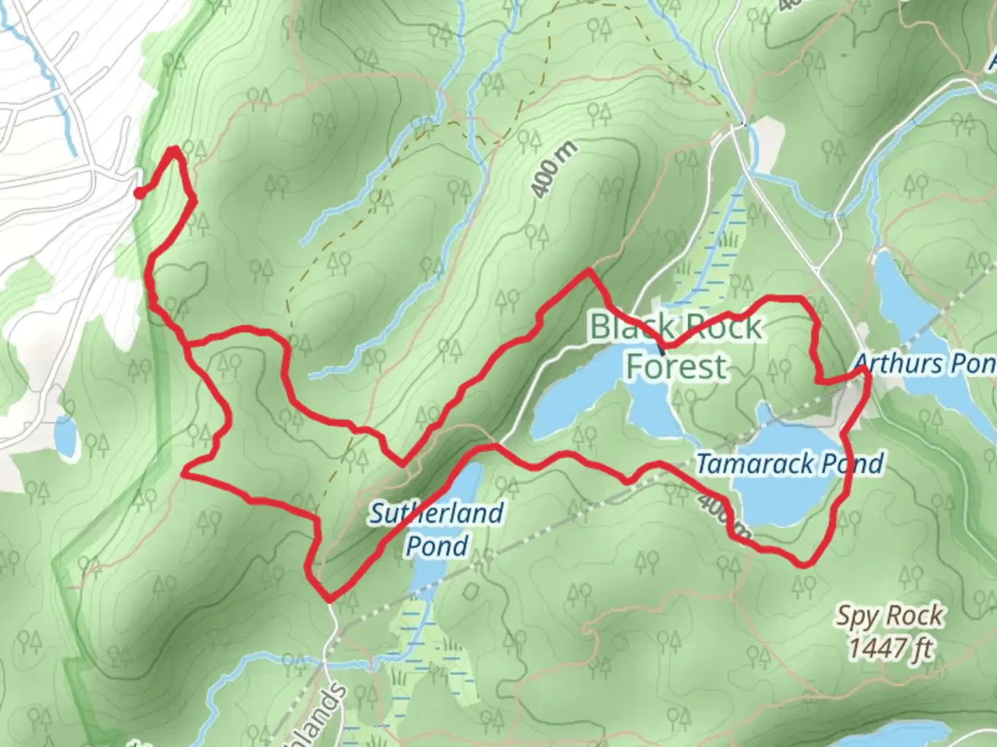 An image depicting the trail Sutherland, Tamarack and Sphagnum Pond Loop Trail and its surrounding area.
