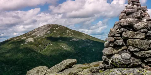 An image depicting the trail Mt Marcy-Avalanche Pass Loop and its surrounding area.