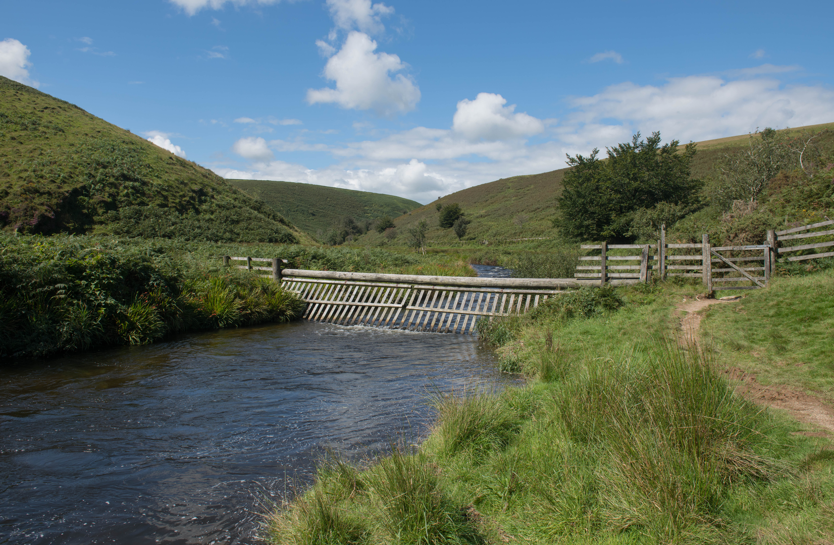 An image depicting the trail Simonsbath Archaeology Walk and its surrounding area.