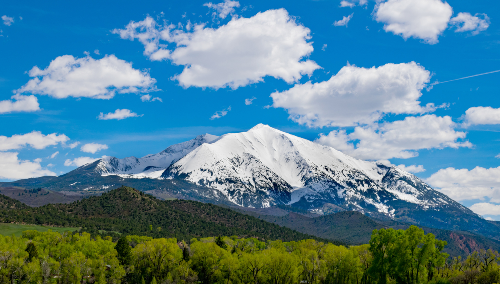 An image depicting the trail Mount Sopris Trail and its surrounding area.
