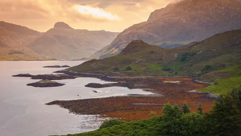 An image depicting the trail Cape Wrath Way East and its surrounding area.