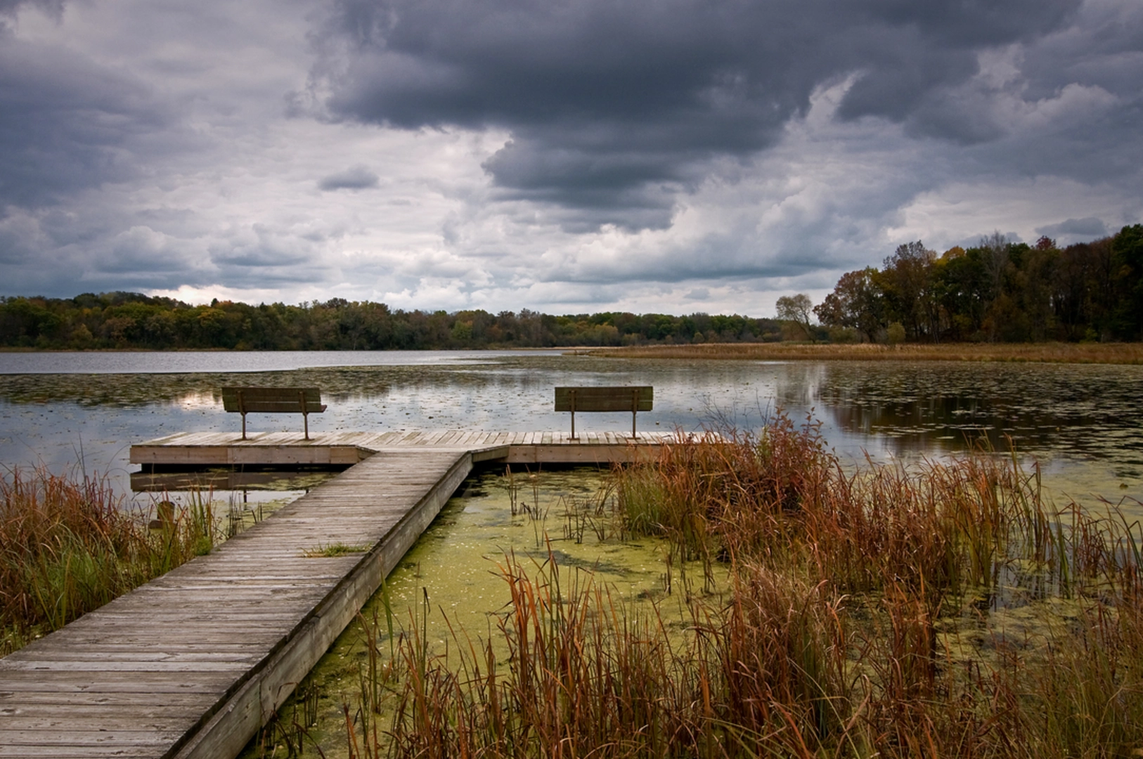 An image depicting the trail Lake Defiance and Fox River Trail Loop and its surrounding area.