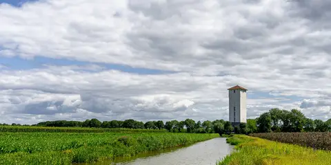 An image depicting the trail Utrechtpad and its surrounding area.
