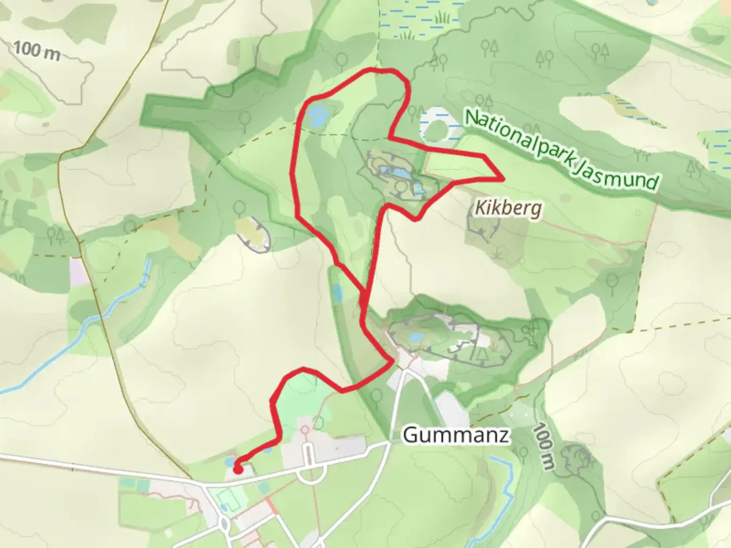 An image depicting the trail Natur- und Kreidelehrpfad um den Kreidebruch Gummanz and its surrounding area.