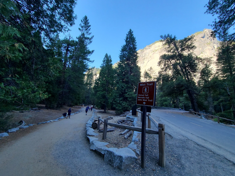 An image depicting the trail Mist Trail - Vernal and Navada Falls and its surrounding area.