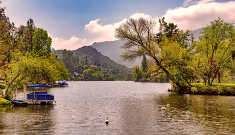 An image depicting the trail Deer Leg Trail and its surrounding area.