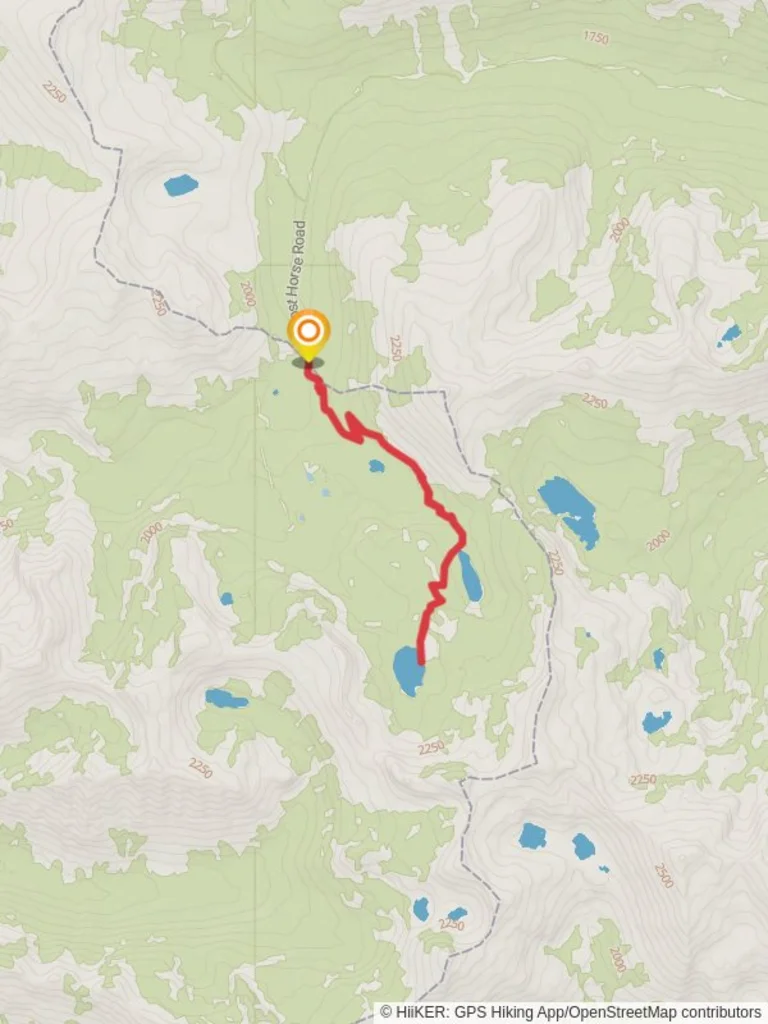 An image depicting the trail Coquina Lake and Upper Bear Lake Trail and its surrounding area.