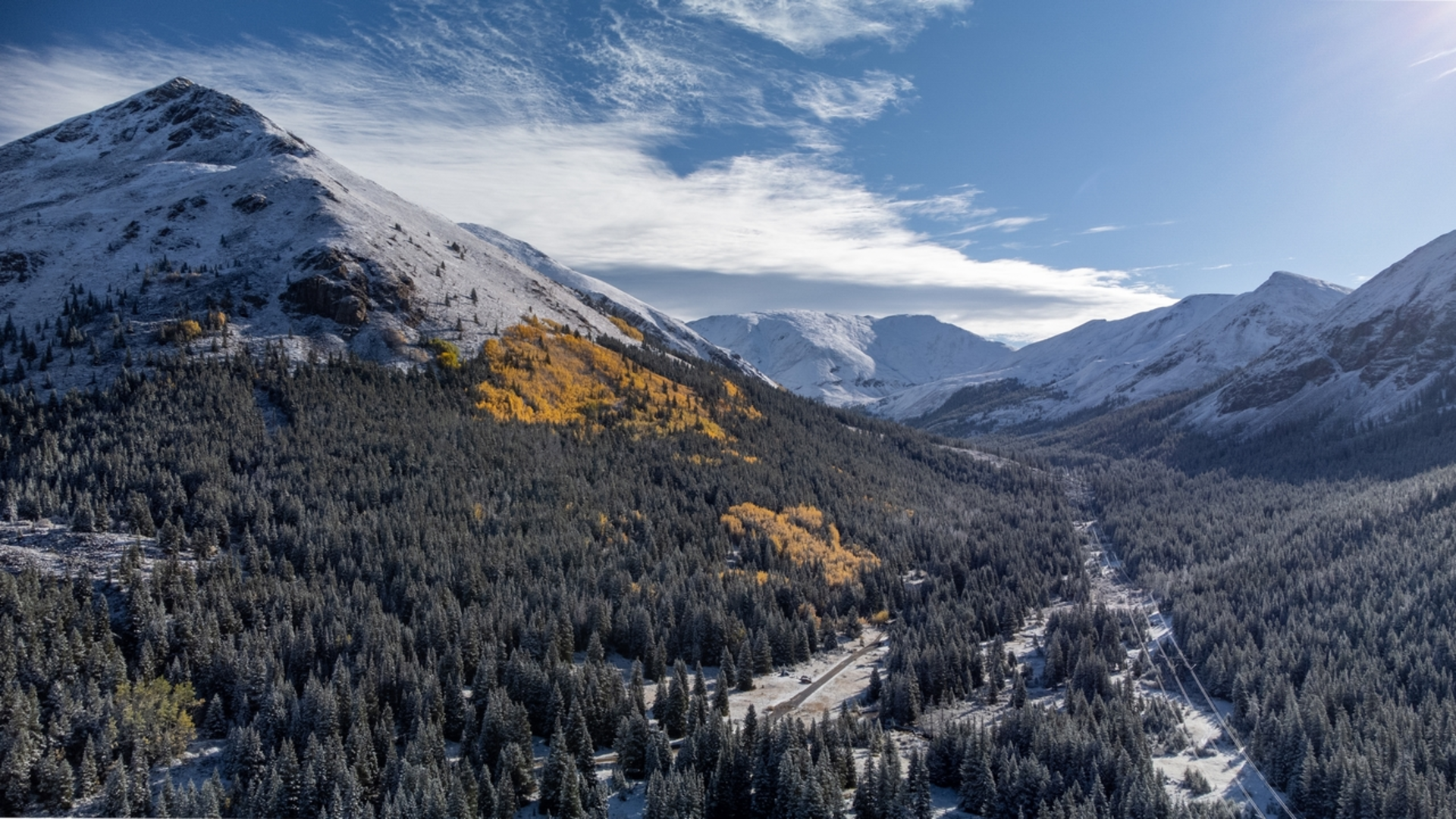 An image depicting the trail Horseshoe Basin Trail and its surrounding area.