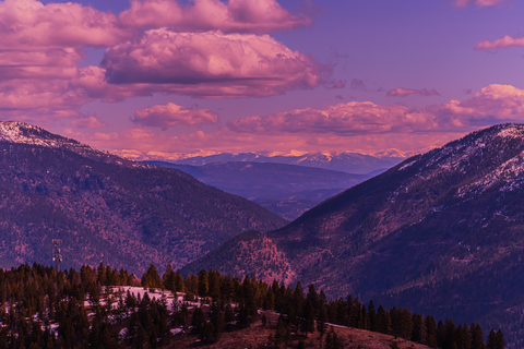 An image depicting the trail Hellgate Canyon Trail via Kim Williams Trail and its surrounding area.