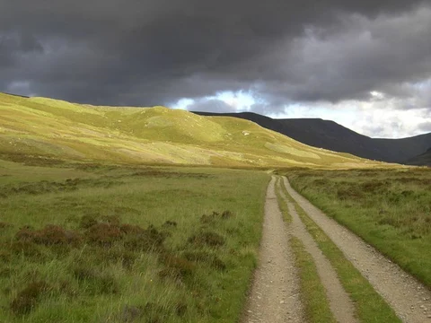Loch Callater and Carn an t-Sagairt Walk