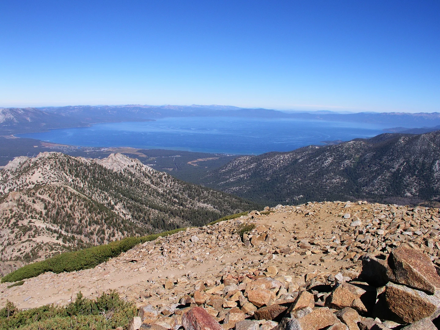 An image depicting the trail Job's Sister, Jobs Peak and Freel Peak via Tahoe Rim Trail and its surrounding area.
