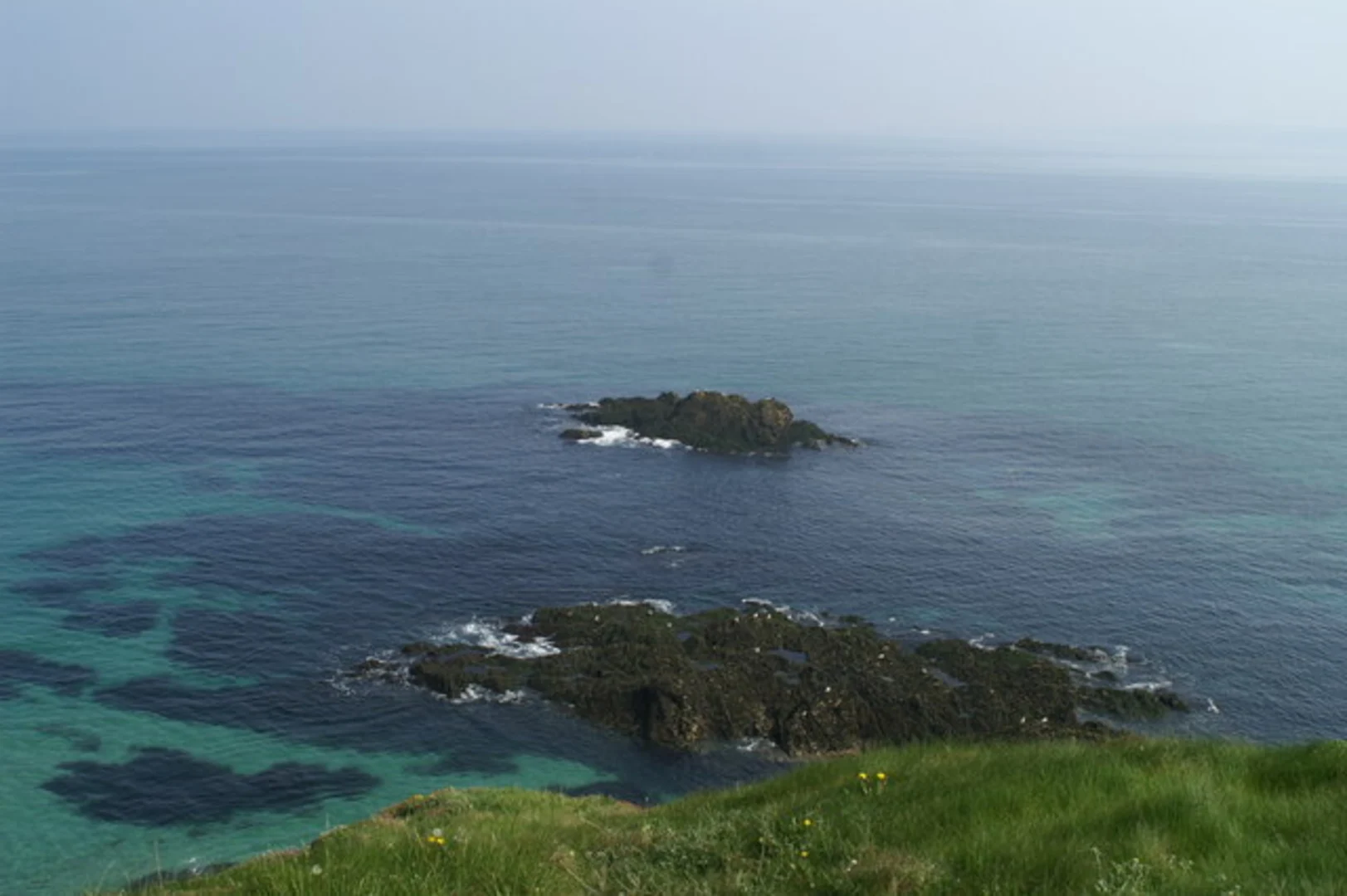 An image depicting the trail Newquay to Crantock Loop and its surrounding area.