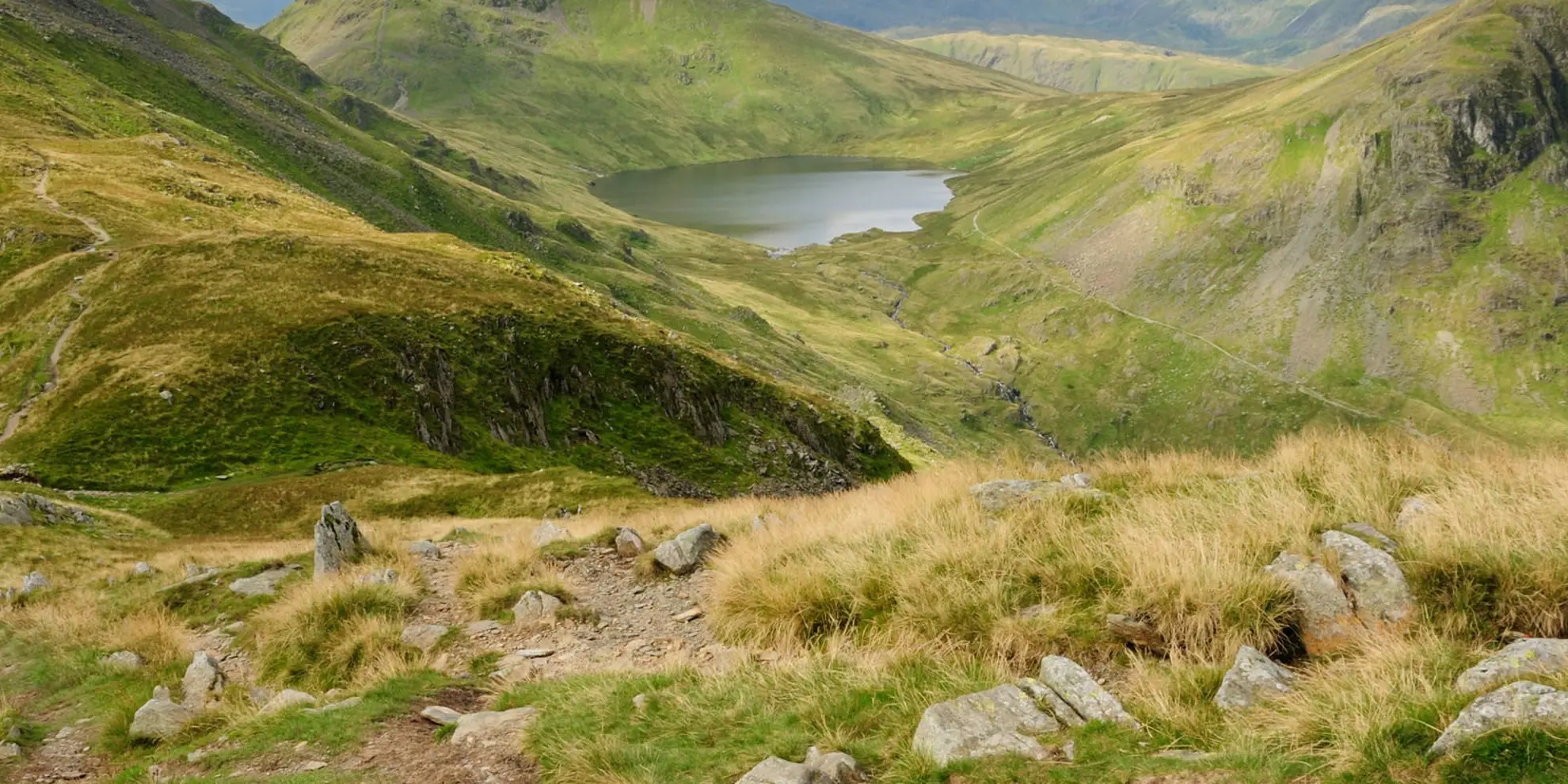 An image depicting the trail Grisedale and Lanty's Tarn Loop from Patterdale and its surrounding area.