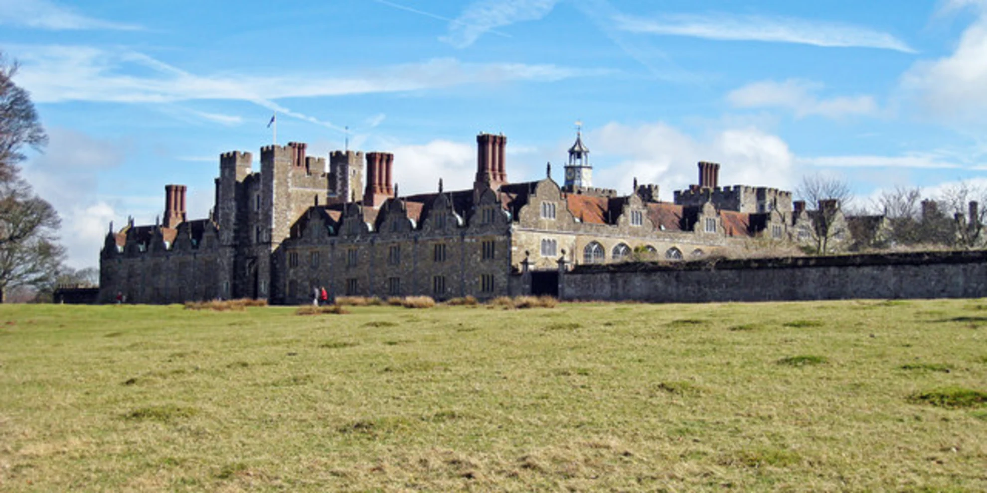An image depicting the trail Echo Mount Loop - Knole Park and its surrounding area.